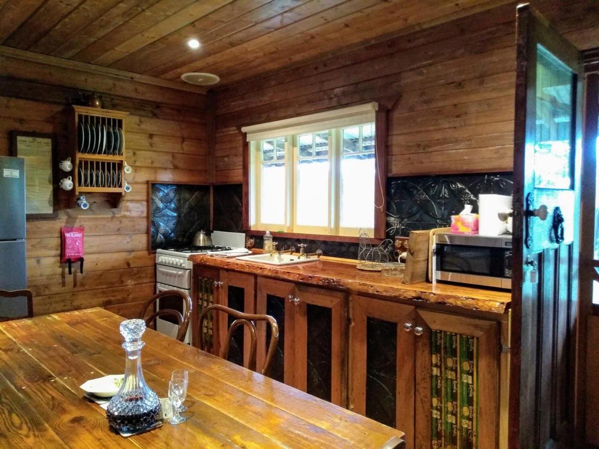 Colby Cottages, Wooragee Near Beechworth ภายนอก รูปภาพ